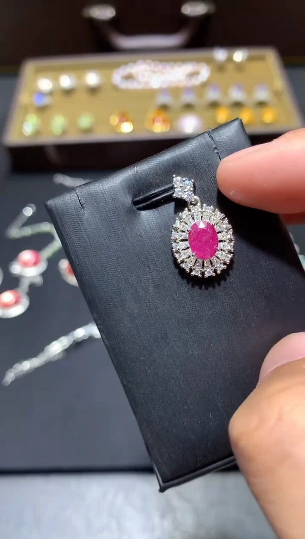 未镶嵌吊坠红宝石G89【多样性发其一】