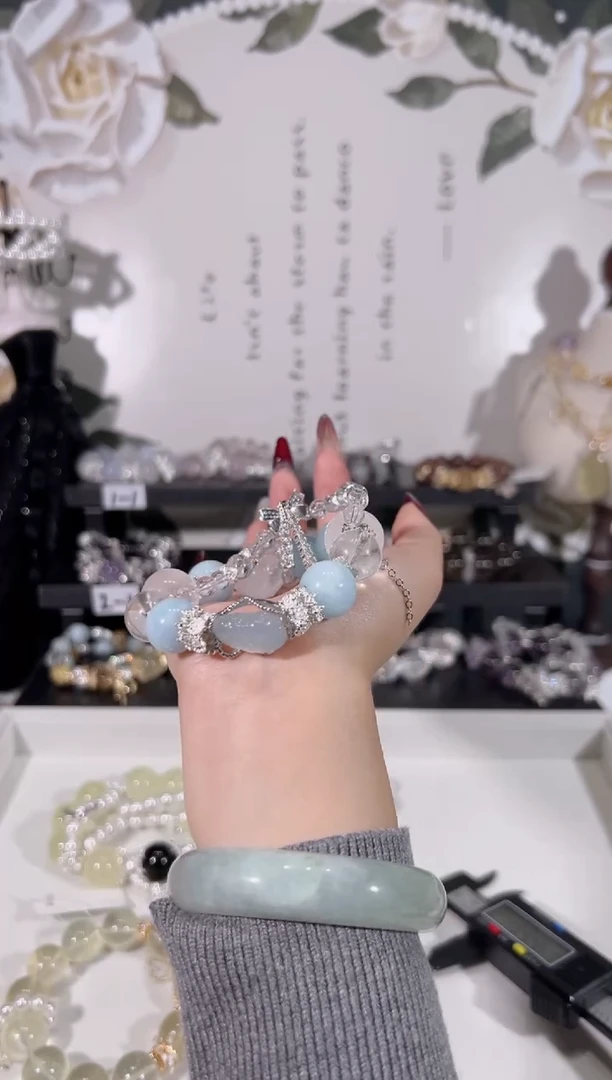 【闪购商品】水晶手链未镶嵌天然水晶默认微瑕，多样性发货发其一