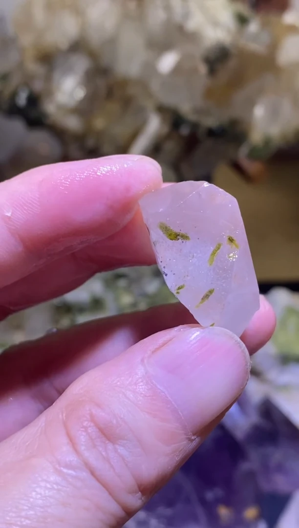 未镶嵌珠宝半成品水晶60号四川超七花园水晶原石