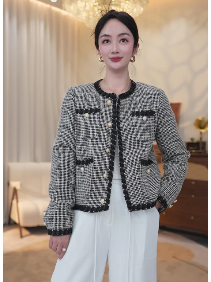 楚老板气质轻奢时尚法式百搭上衣女加绒外套小香风8606