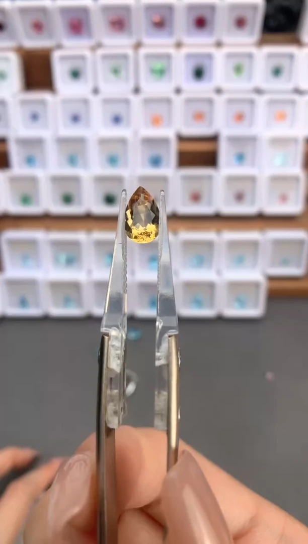 未镶嵌裸石定制绿柱石1.5ct 12052