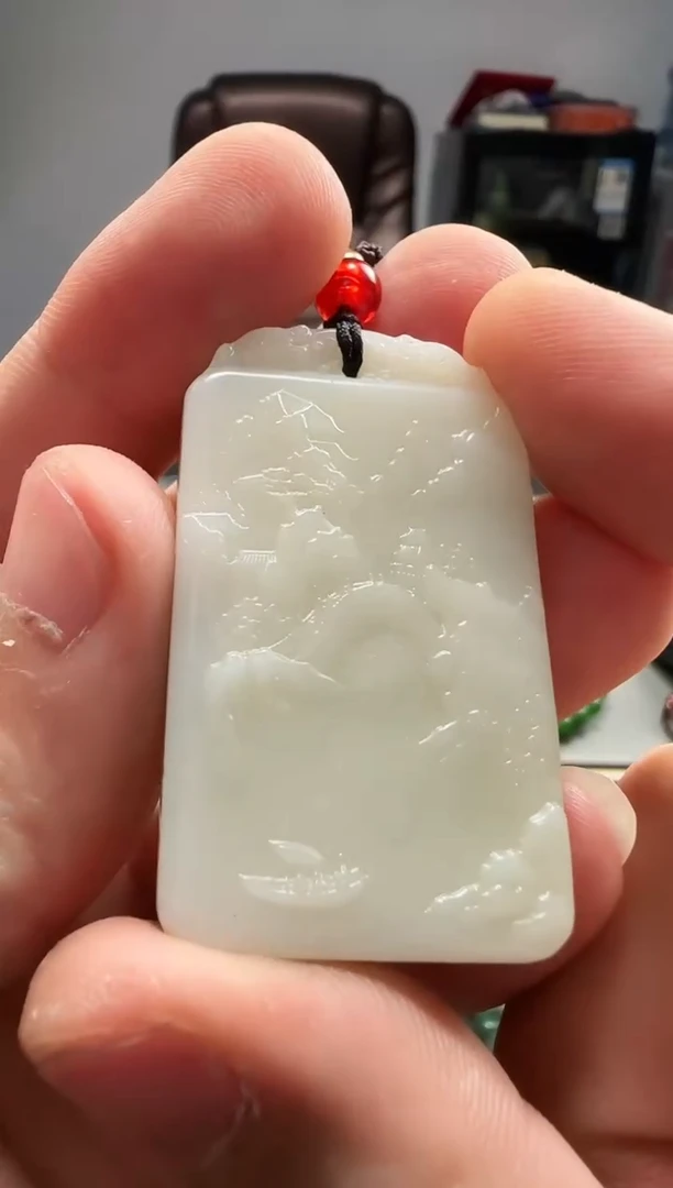 和田玉未镶嵌颈饰1