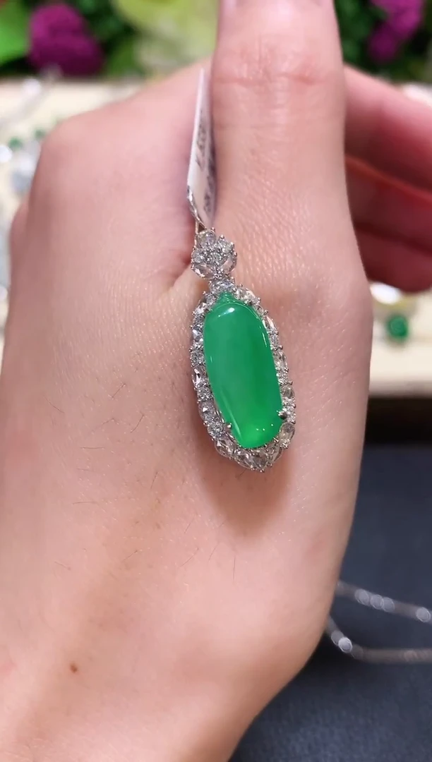 吊坠(不含链)18K金镶嵌翡翠a161