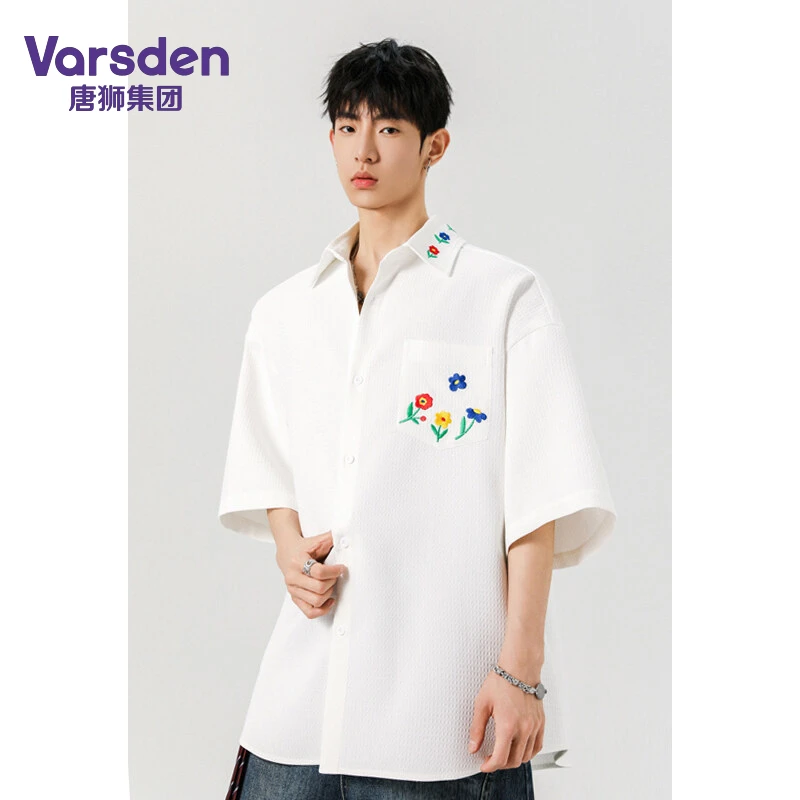 唐狮集团Varsden夏季新款港风重磅绣花刺绣短袖衬衫男翻领五分袖