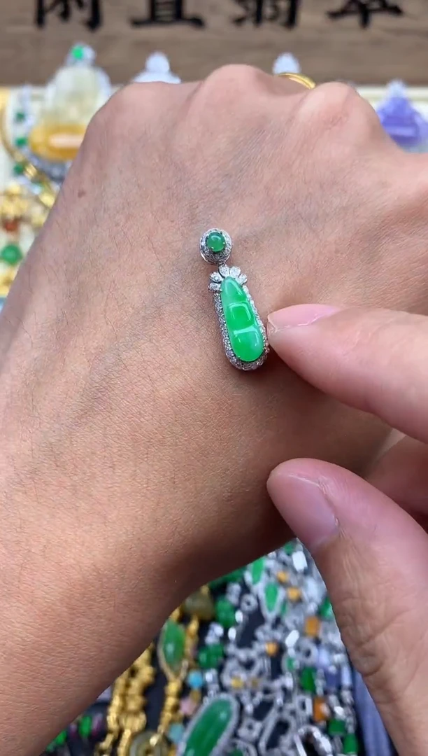 翡翠18K金镶嵌颈饰151--春日珠宝