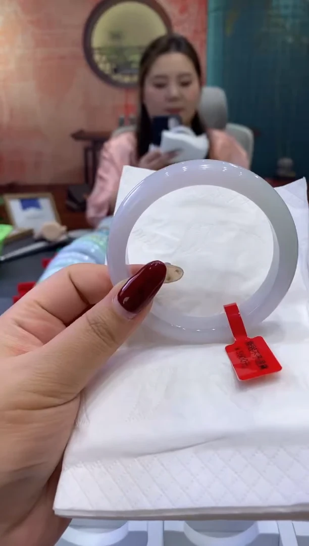 【闪购商品】翡翠手镯未镶嵌多人0005114