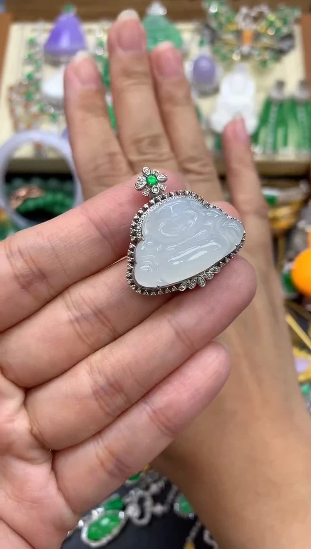 翡翠18K金镶嵌颈饰422-中国好珍宝