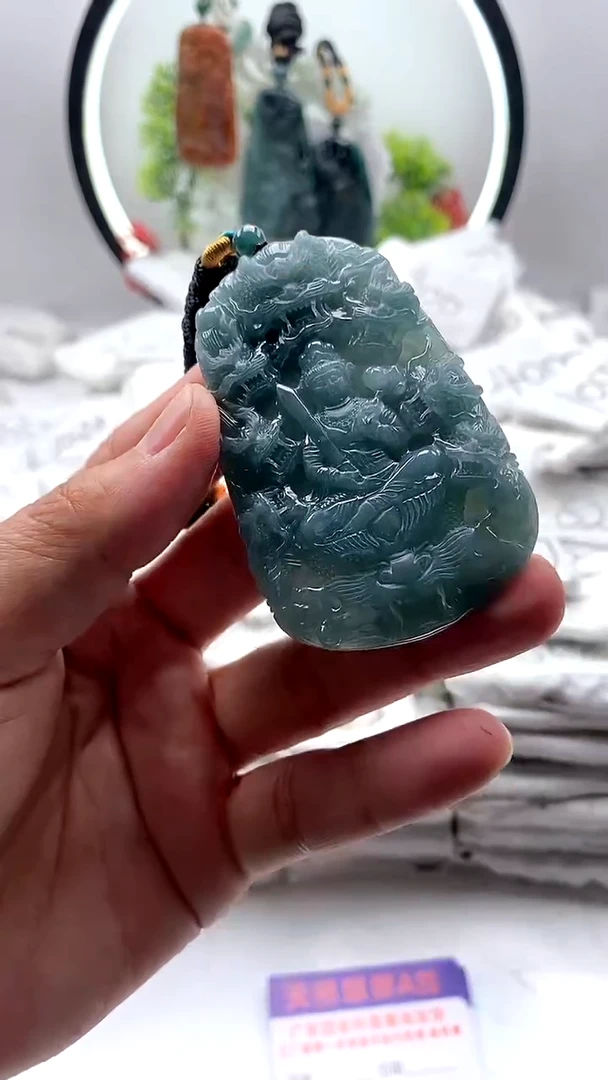 【闪购商品】翡翠颈饰未镶嵌虚空藏