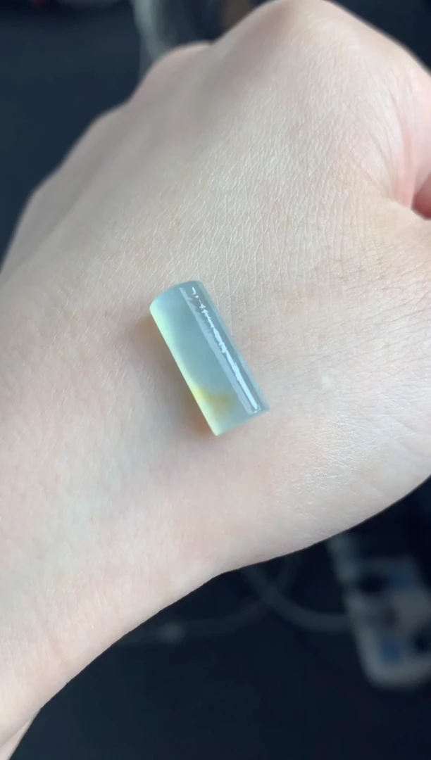 定制翡翠未镶嵌毛货