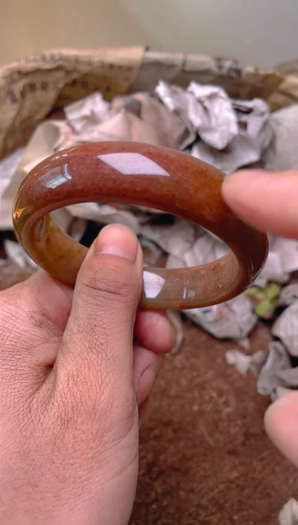 【闪购商品】石英质玉手镯未镶嵌59