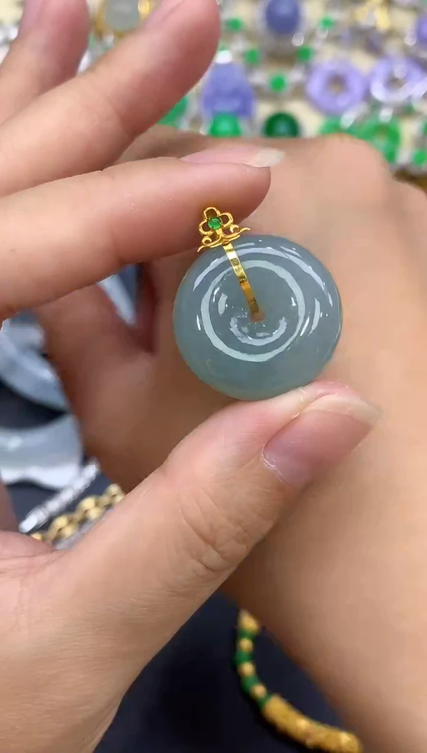 颈饰18K金镶嵌翡翠73-中国好珍宝