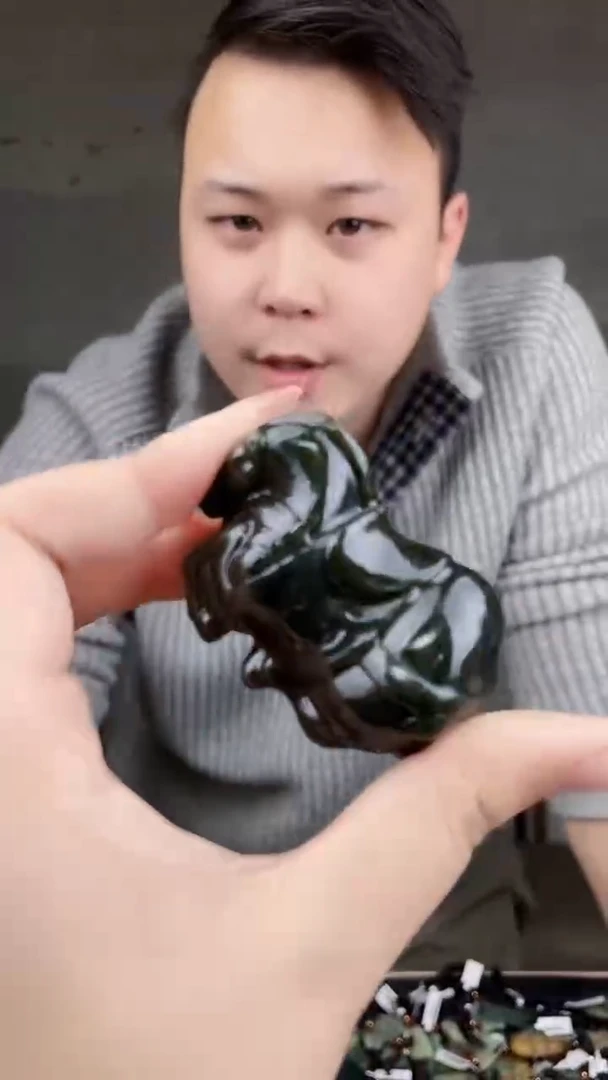 未镶嵌和田玉挂件和田玉拍一发一，多样性发货！