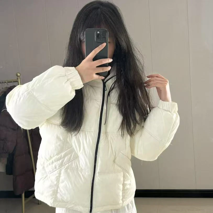 简约潮流2025新款韩版设计感百搭轻薄短款修身冬季棉服外套保暖