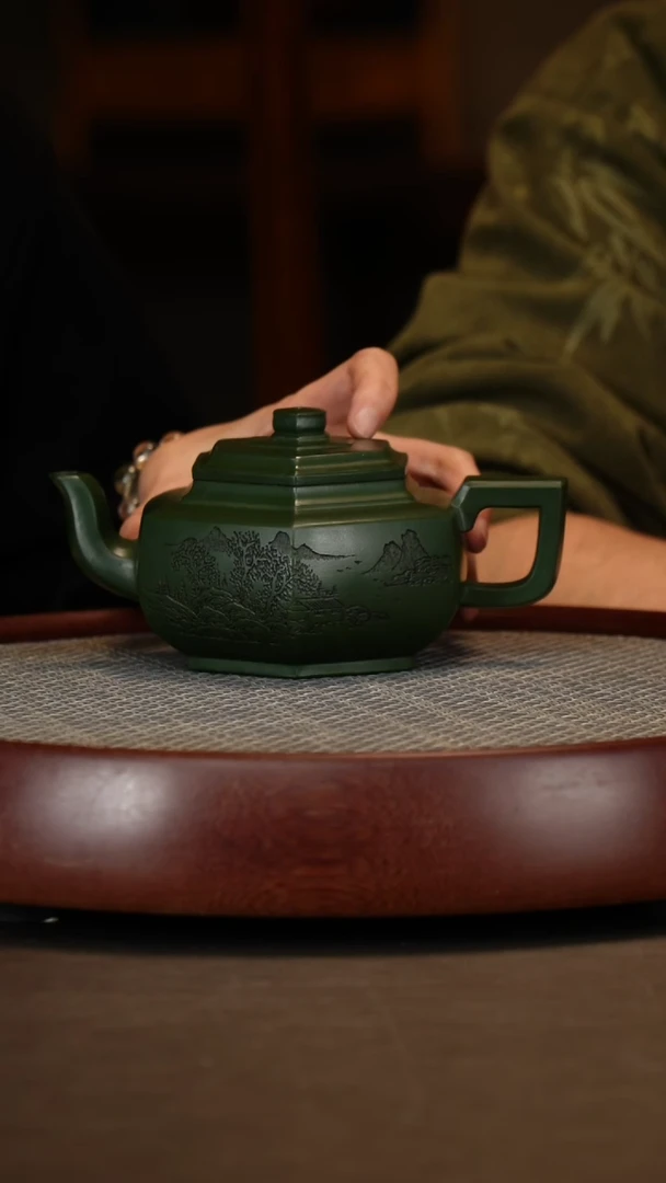 【闪购商品】紫砂茶壶景舟绿泥六方雪华380c
