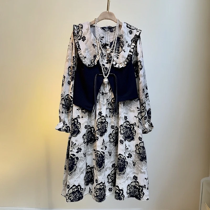 春季新款大码女装时尚气质马甲花朵娃娃领连衣裙两件套套装