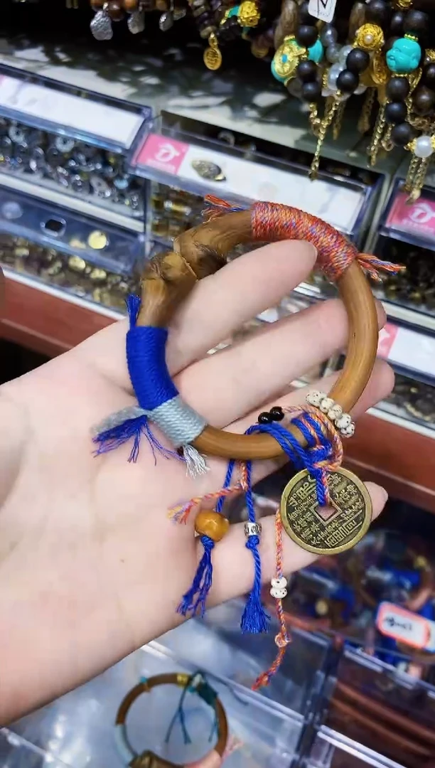 【闪购商品】非洲檀香无事牌鸡血藤手镯