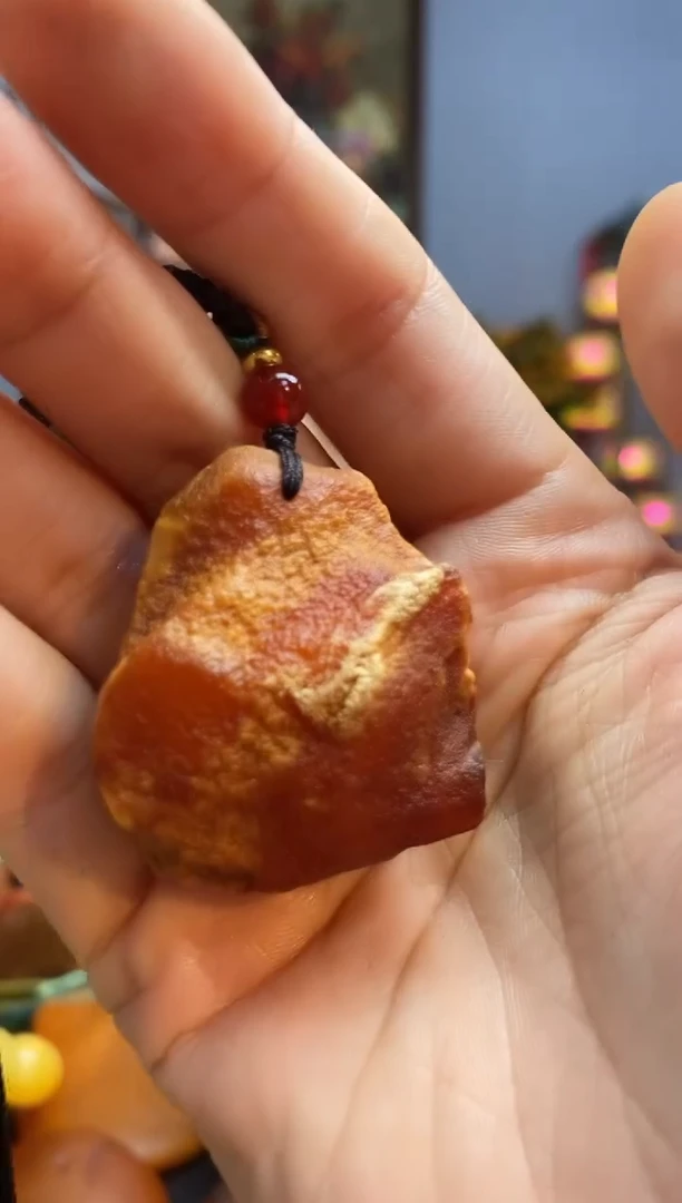 琥珀颈饰未镶嵌吊坠