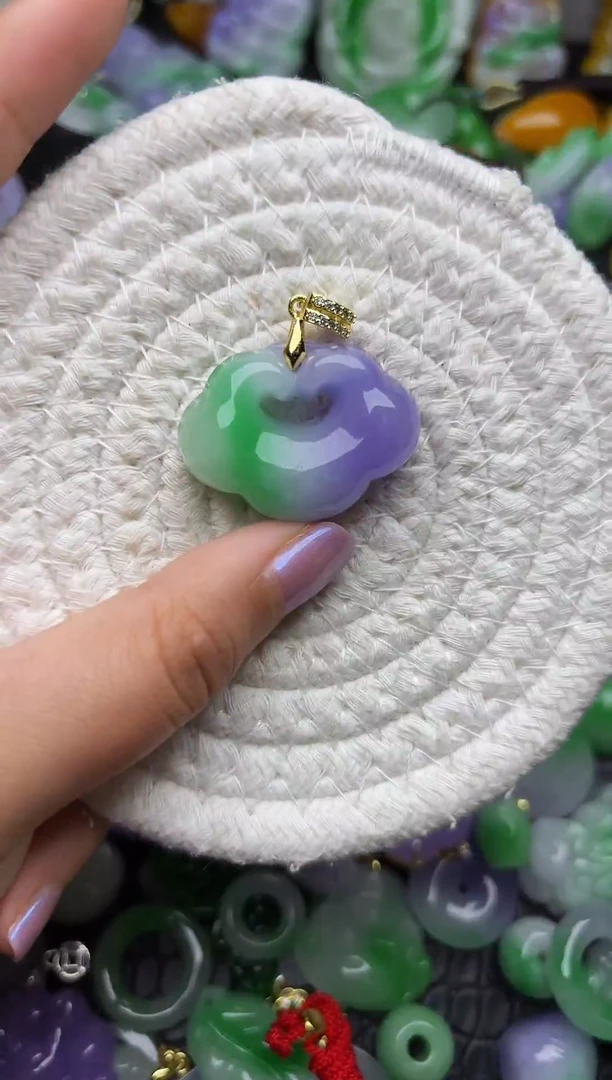 颈饰未镶嵌翡翠缅甸翡翠吊坠
