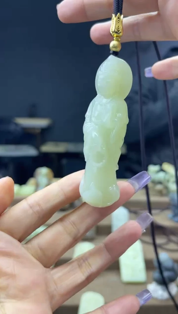 颈饰未镶嵌和田玉1