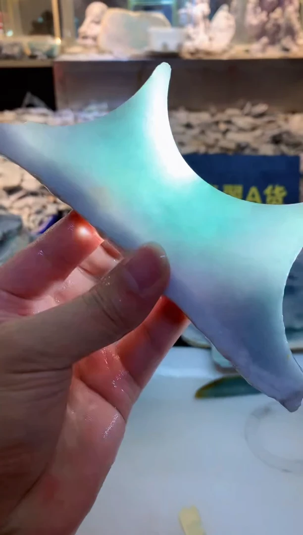 翡翠挂件未镶嵌0朱0翡翠珠宝769