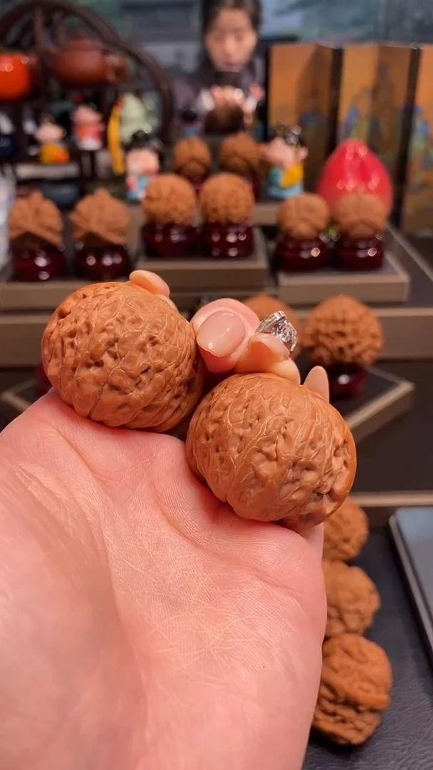 【闪购商品】文玩核桃把件H835铁锤37