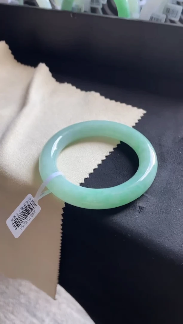 未镶嵌手镯翡翠三天鉴赏期