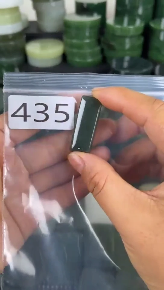 和田玉未镶嵌珠宝半成品牌子