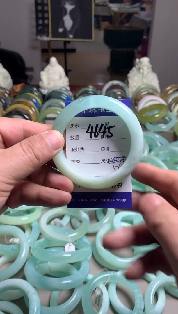 【闪购商品】蛇纹石玉手镯未镶嵌4645