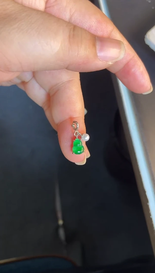 吊坠(不含链)银S925镶嵌翡翠1