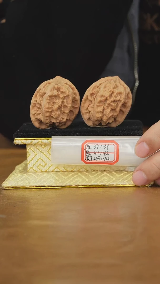 把件文玩核桃马蹄