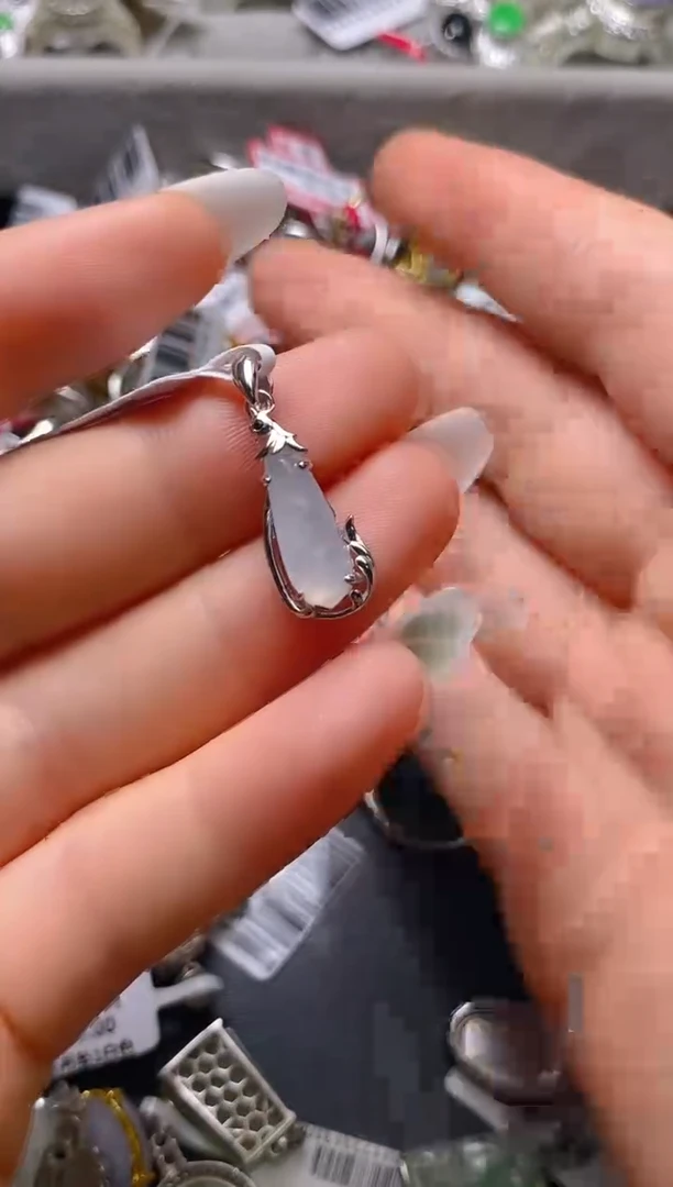 银S925镶嵌戒指翡翠百内无证书