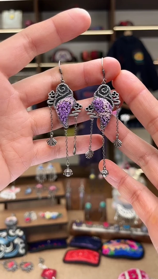 织绣1737黔东南苗族刺绣