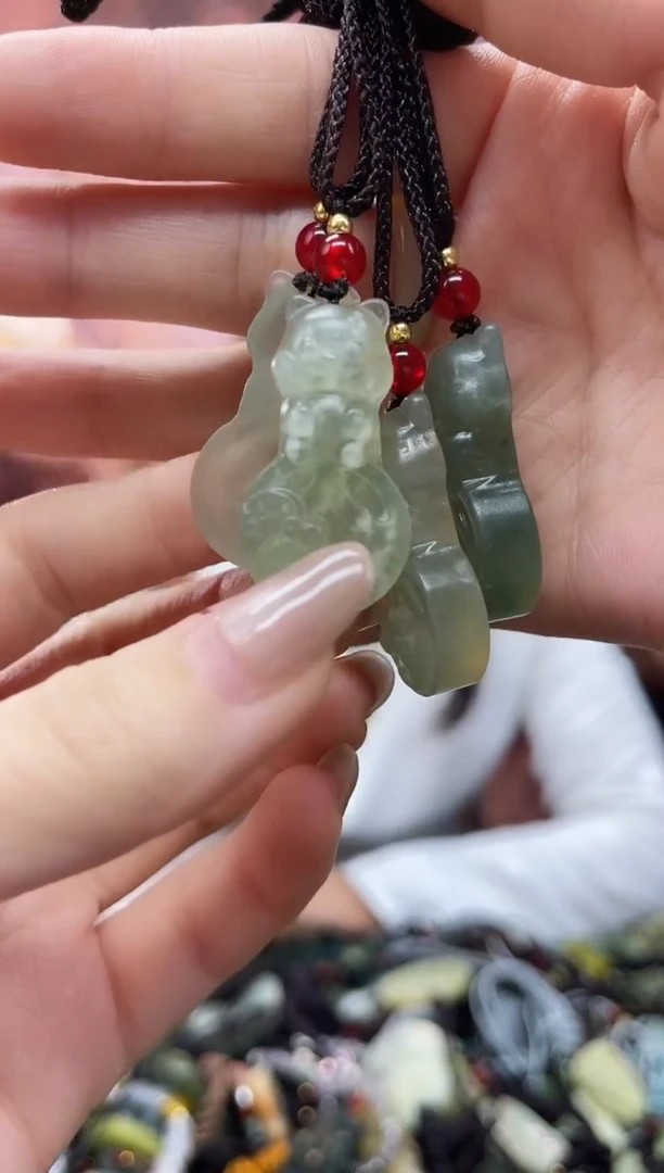 未镶嵌岫玉吊坠多样性发货拍一发一