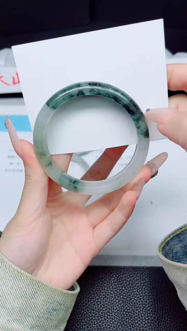 石英质玉手镯未镶嵌33-58.6