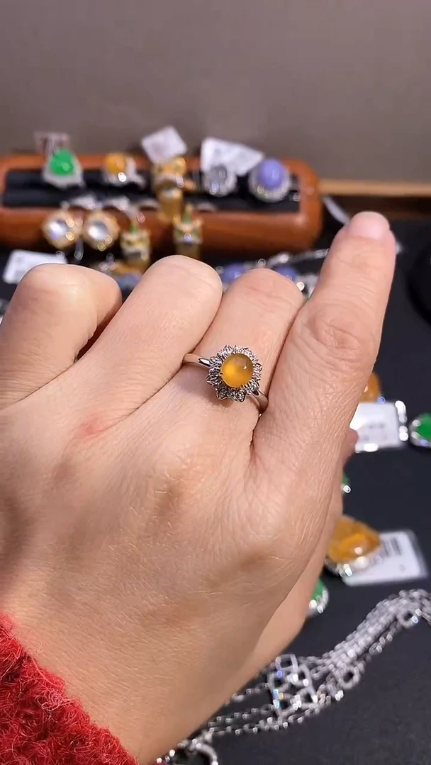 【闪购商品】翡翠戒指18K金镶嵌戒指