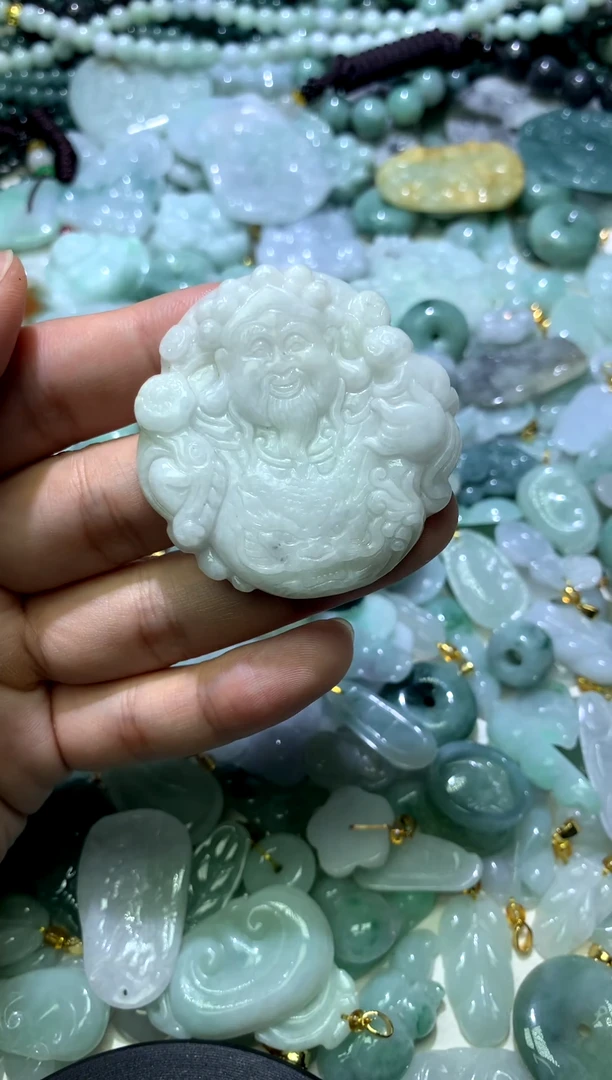 吊坠(不含链)未镶嵌翡翠1