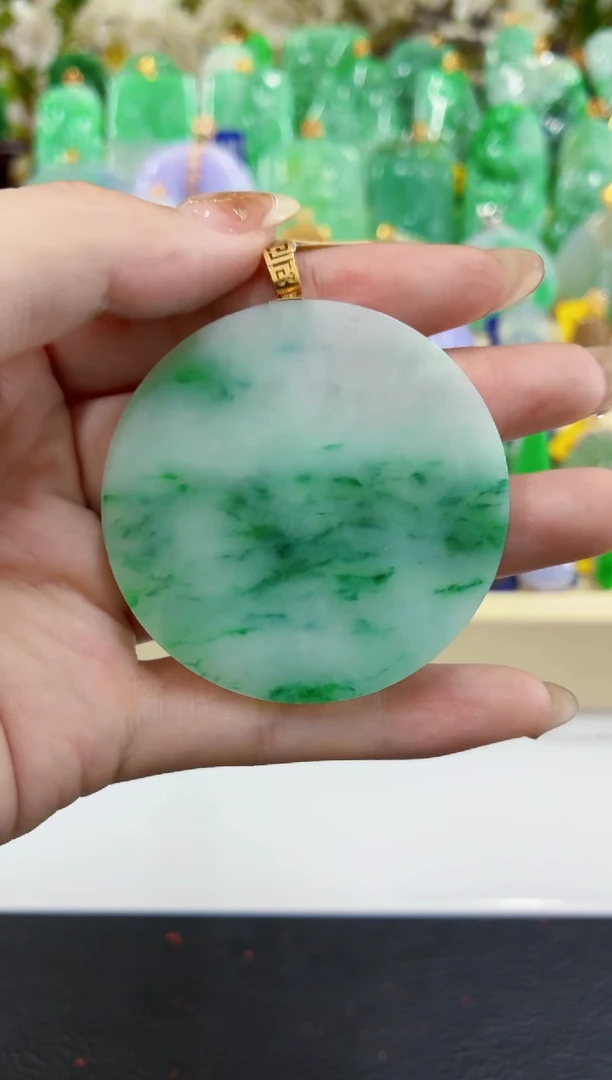 吊坠(不含链)18K金镶嵌翡翠挂件