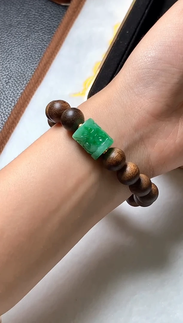 未镶嵌手链翡翠手串