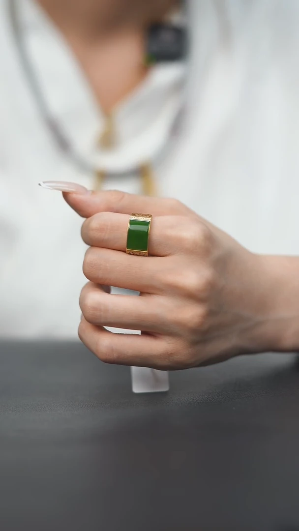 未镶嵌戒指和田玉HE50193碧玉方形戒指----内径18