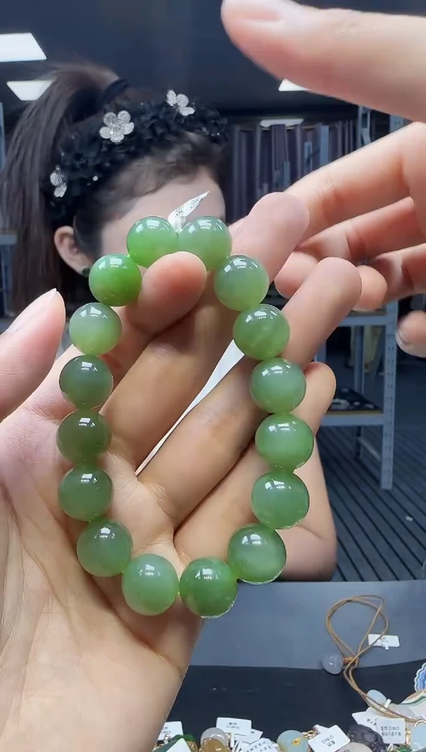 手串未镶嵌和田玉1