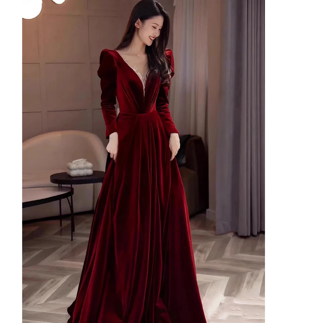 蓓芙莉长袖遮手臂高端手工钉珠敬酒服新娘宴会大码复古丝绒晚礼服