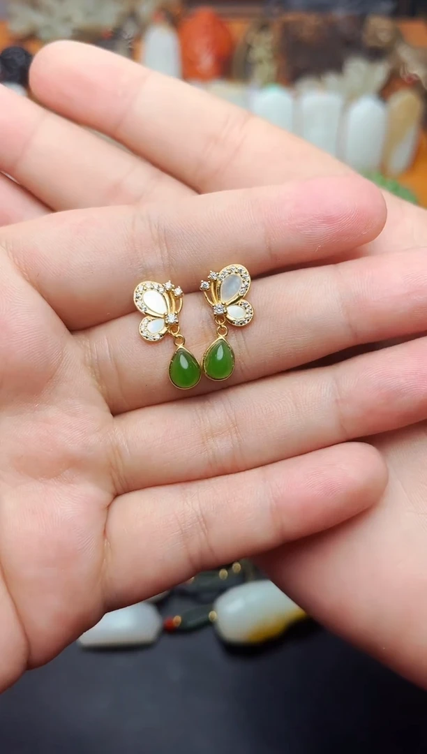 【闪购商品】和田玉耳饰银S925镶嵌蝴蝶耳坠01