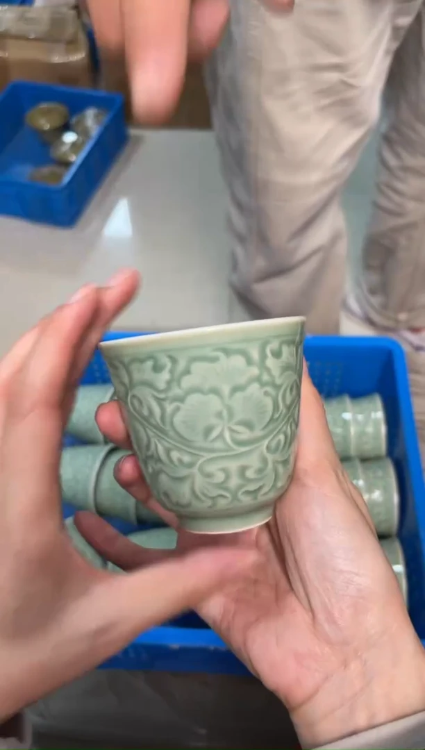 陶瓷青瓷牡丹纹隋行杯