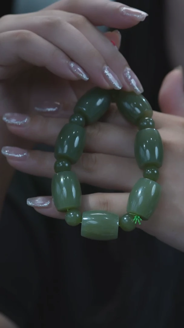 手链未镶嵌和田玉桶珠