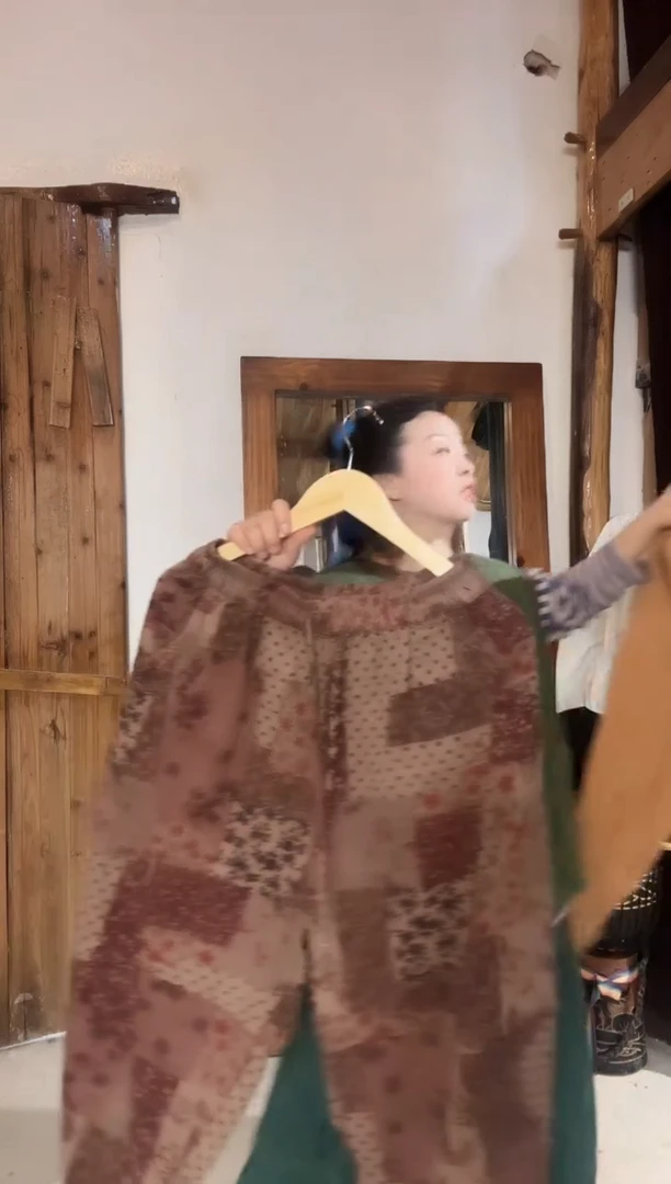 【闪购商品】梅子特价处理棉麻花。裤子