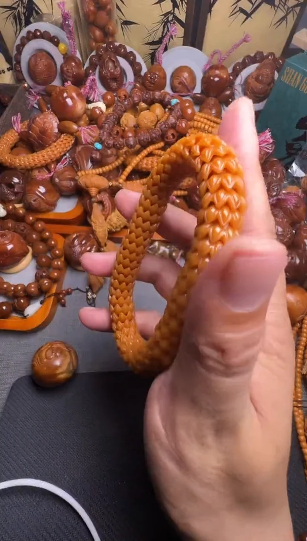手串橄榄核猴头莲花