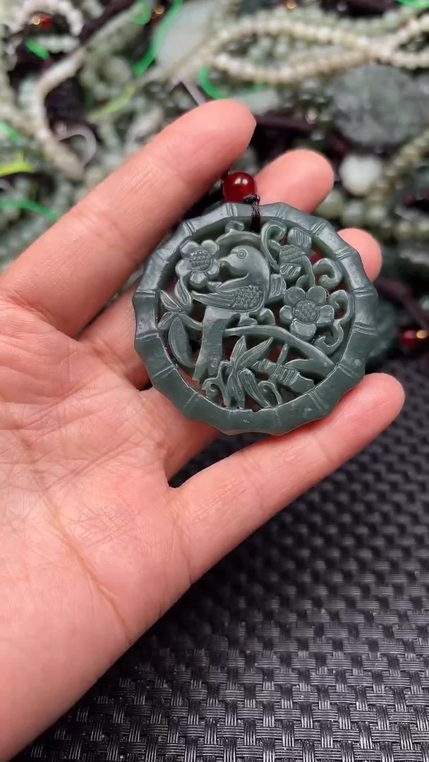 【闪购商品】和田玉颈饰未镶嵌1