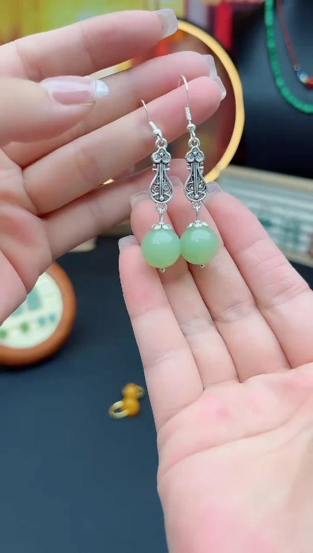 东陵石银S925镶嵌耳饰211000