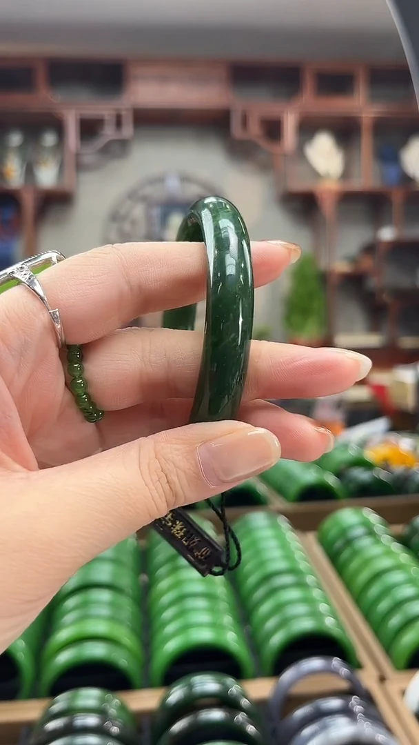 未镶嵌手镯和田玉58