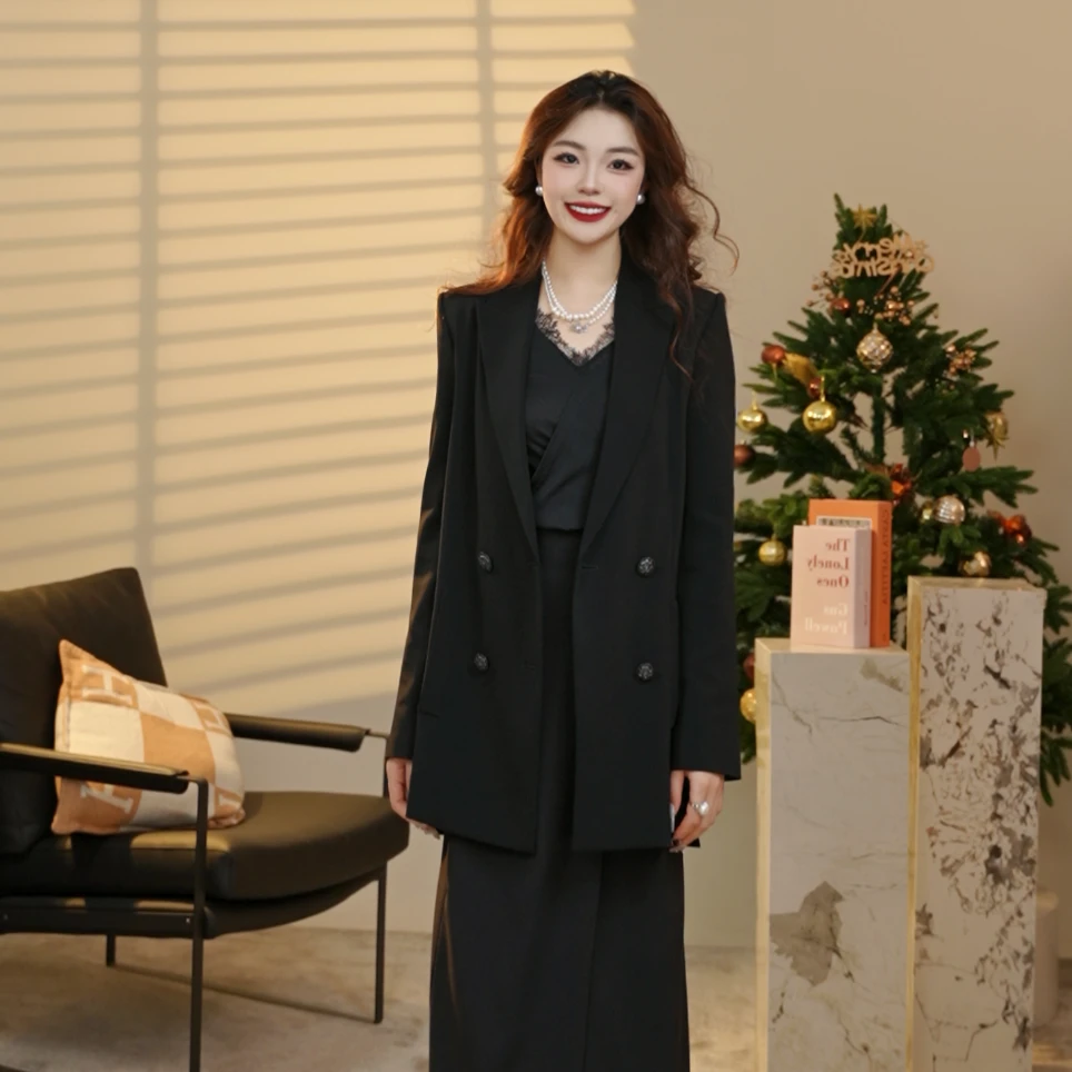 GIRDEAR/哥弟新款气质职业正装修身双排扣黑色女士小西装140002